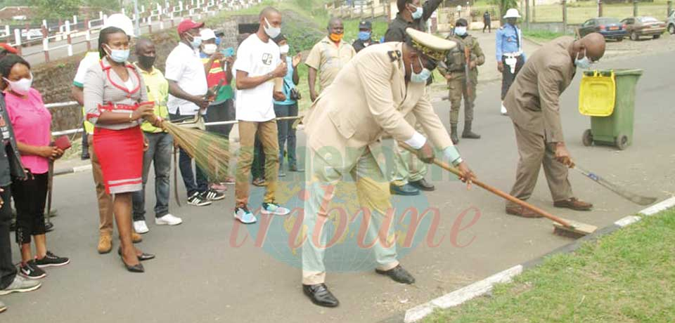 Governor Okalia (left) and President Bakoma bent on cleaning the South West.