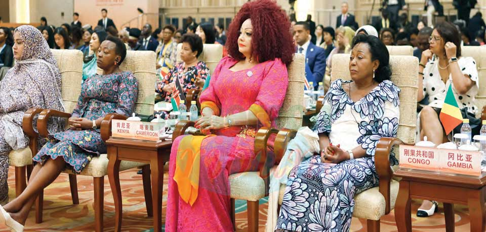 Education et autonomisation des femmes : Peng Liyuan, Chantal Biya…ensemble