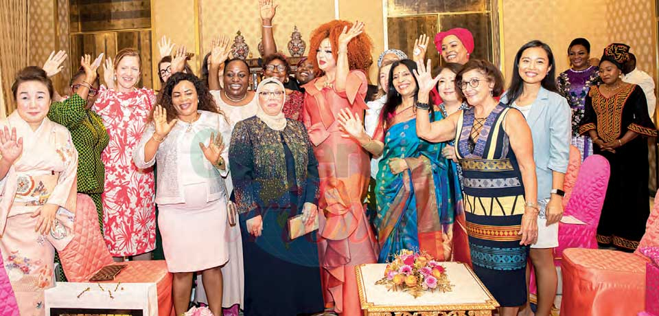 Chantal Biya on January 7, 2023 received New Year Wishes from spouses of diplomats accredited to Yaounde and national dignitaries.