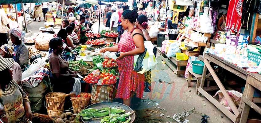 Douala : Rush For Foodstuff Intensifies