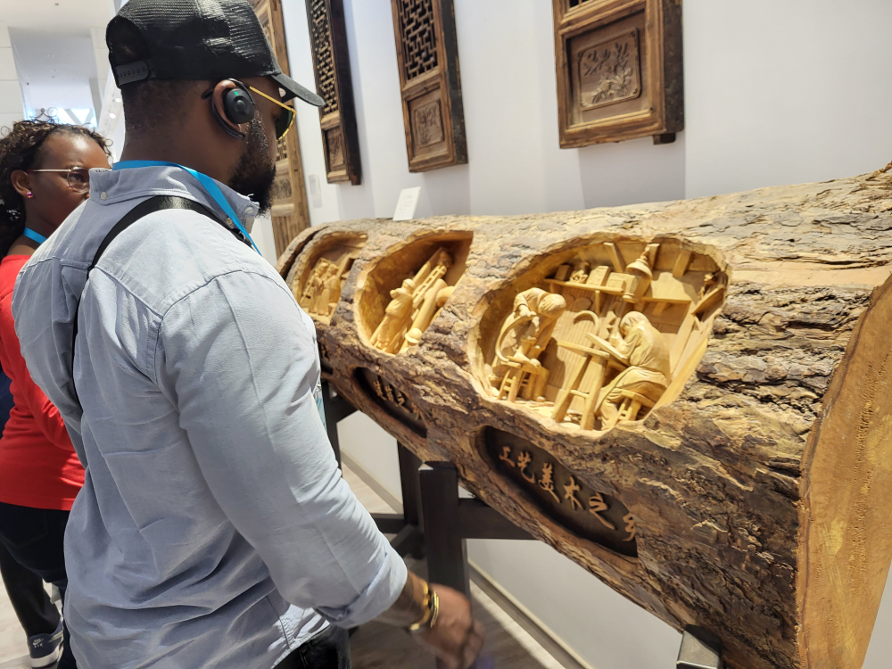 L’Université professionnelle et technique de construction de Guangsha à Zhejiang offre des cursus sur les métiers du bois.